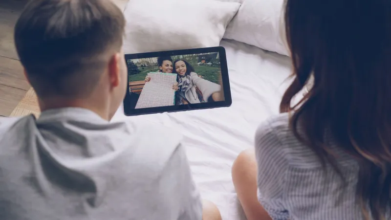 When Words Fall Short: Building Real Connection Across Language Barriers in International Dating