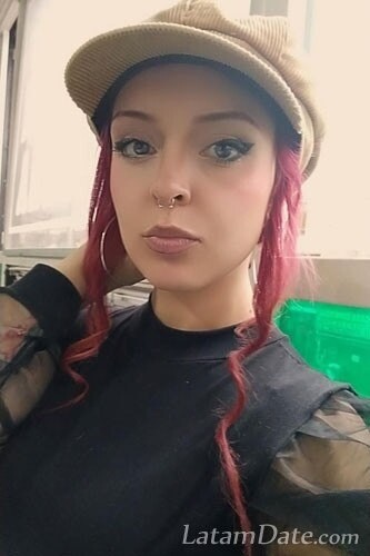 Adriana Profile image 1