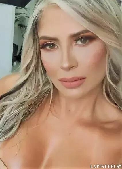 Stephania Profile image 1