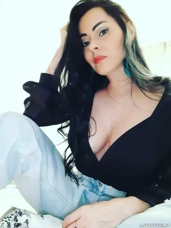 Ingrid Yisela Profile image 2