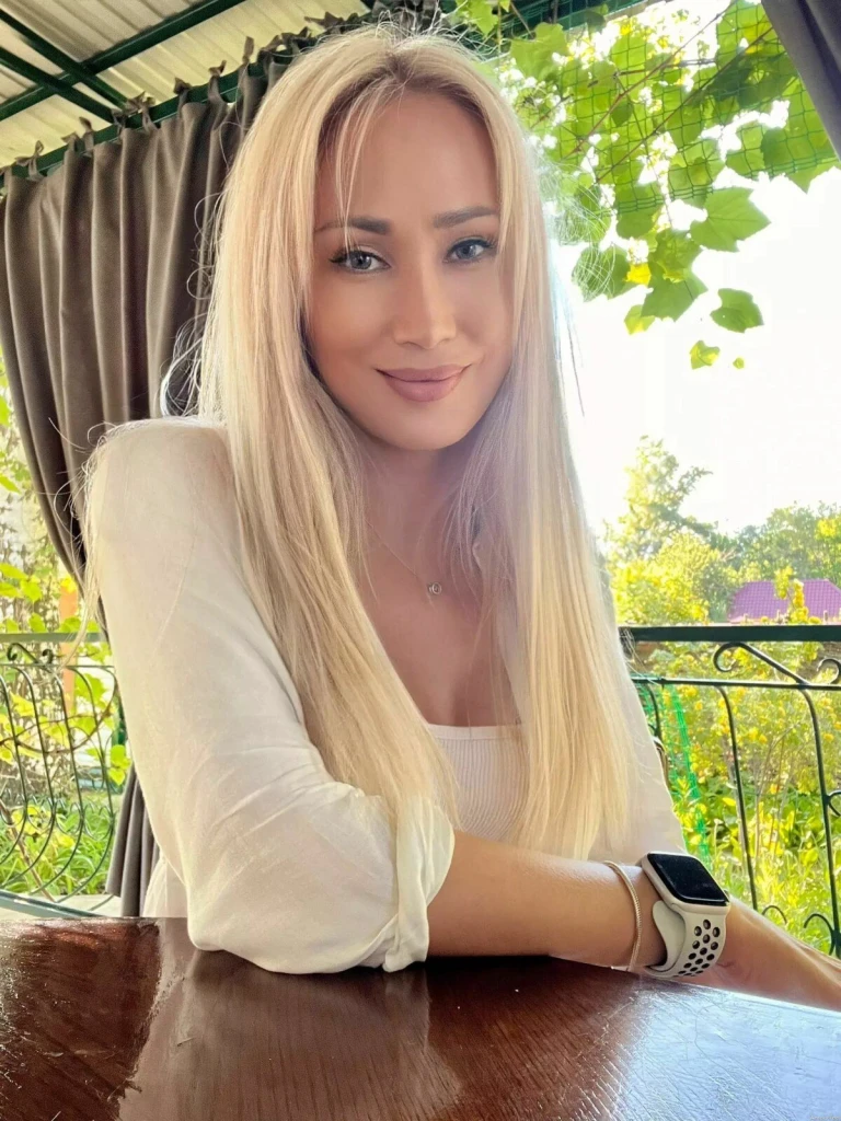 Kamila Profile image 1
