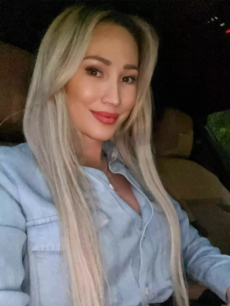 Kamila Profile image 5