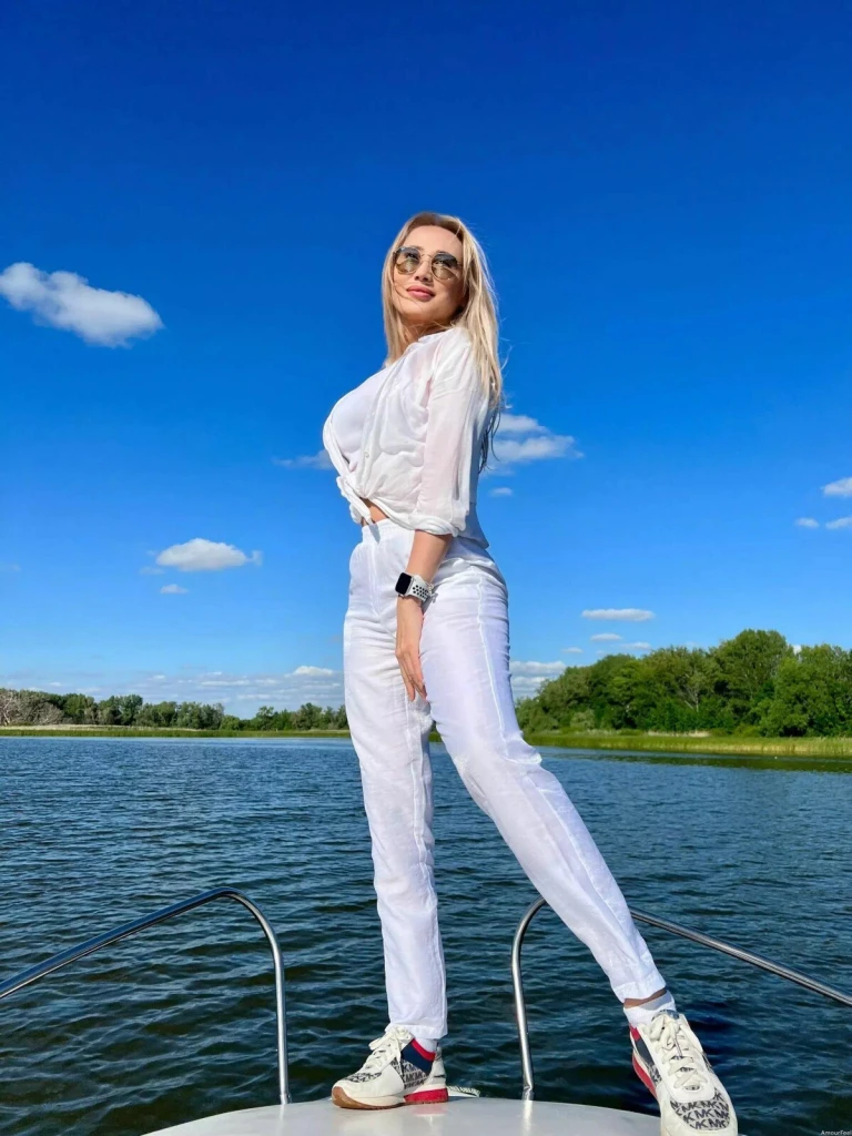 Kamila Profile image 3