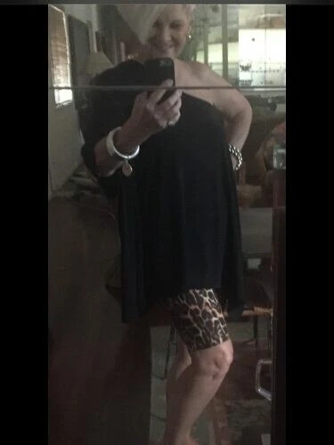 fifi Profile image 1