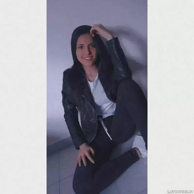 Diana Profile image 4
