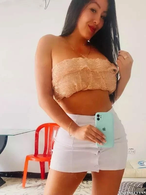 Monica Profile image 1