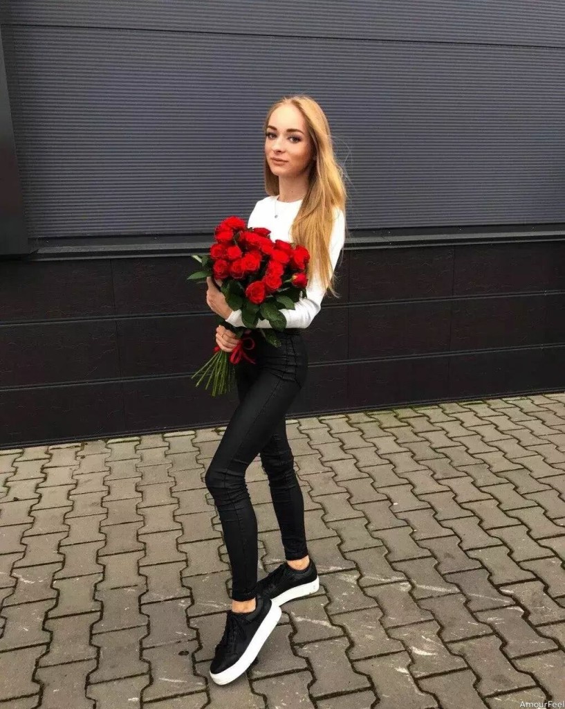 Karina Profile image 5