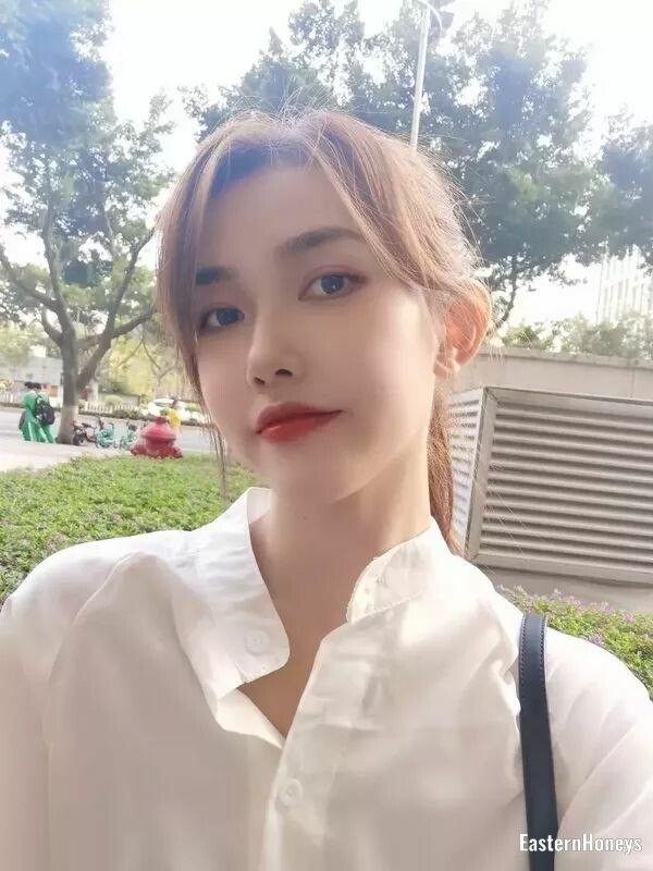 Hong Li Profile image 5