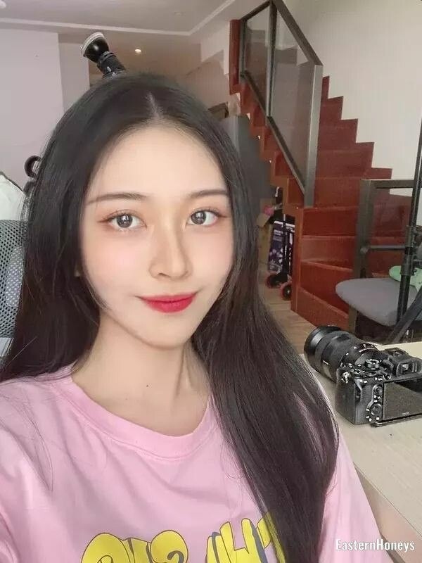 Meiying Profile image 5