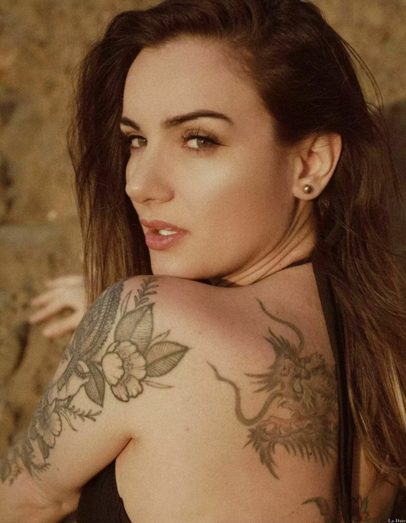 Leticia Profile image 1