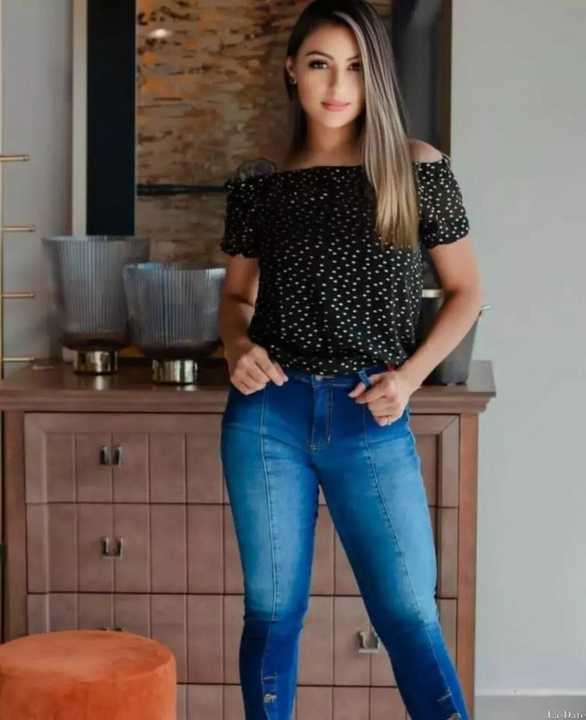 Rayana Profile image 5